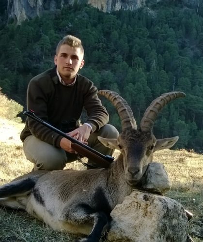 20140307163412cristian_nieto_macho_montes_rececho_reserva_de_cazorla_sorteo_armeria_la_diana