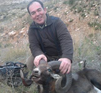 20140307182937vicente_aguilar_muflon_rececho_reserva_nacional_muela_de_cortes_sorteo_armeria_la_diana