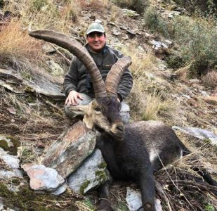 eduardo-_barea_macho_montes_rececho_reserva_nacional_sonsaz_sorteo_armeria_la_diana